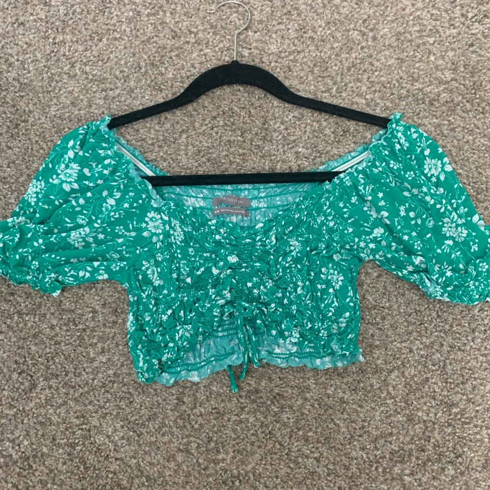 Crop top